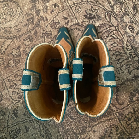 Cowgirl Boots - Picture 6 of 11